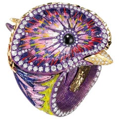 Elegante Anillo Quetzal Oro Titanio Blanco Diamantes Ónix Decorado Micromosaico