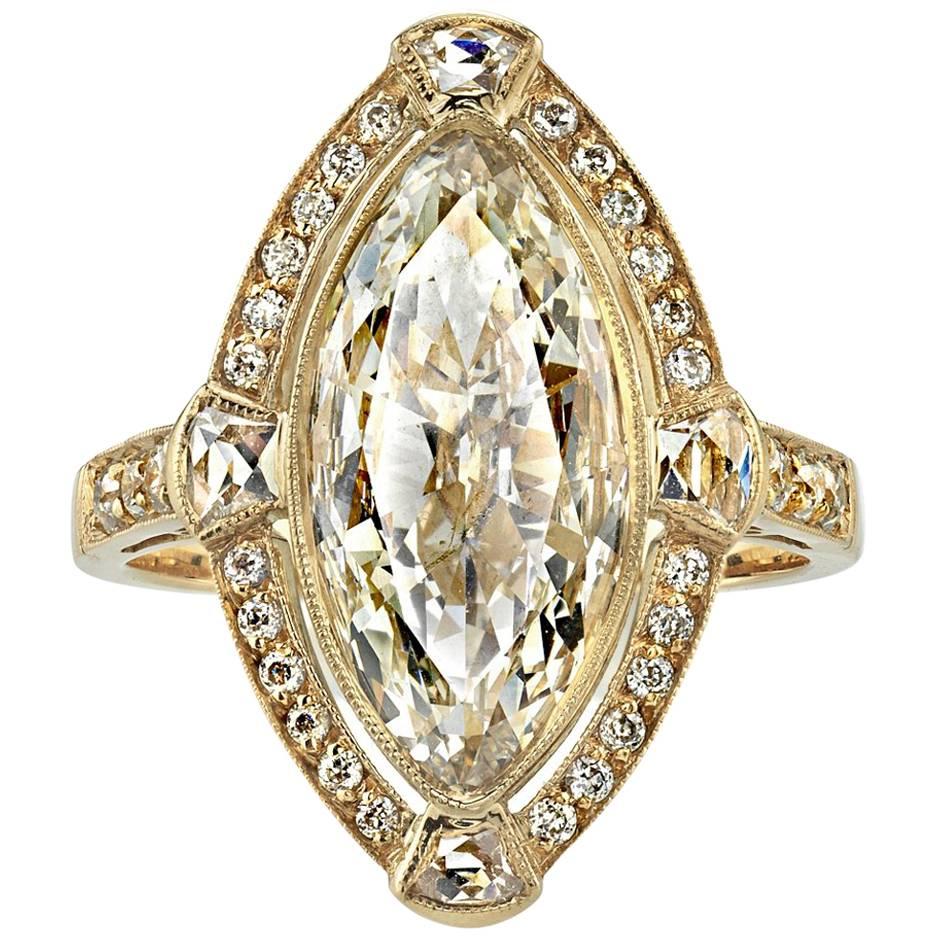 2.77 Carat Vintage Moval Cut Diamond Ring