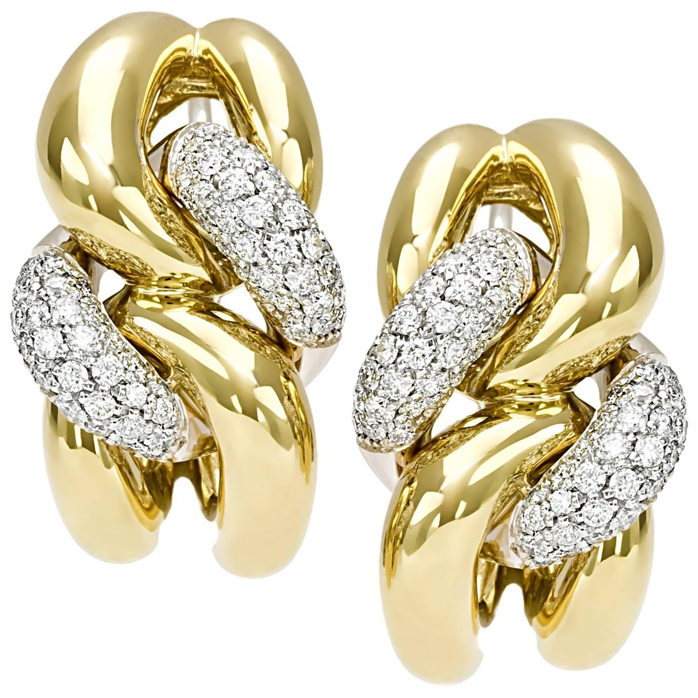 Classic Groumette Earrings 18 Karat Yellow Gold and Diamonds