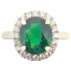 3.02 Carat Tsavorite Garnet Cluster Diamond Ring 3.02 Carat Tsavorite Garnet Cluster Diamond Ring