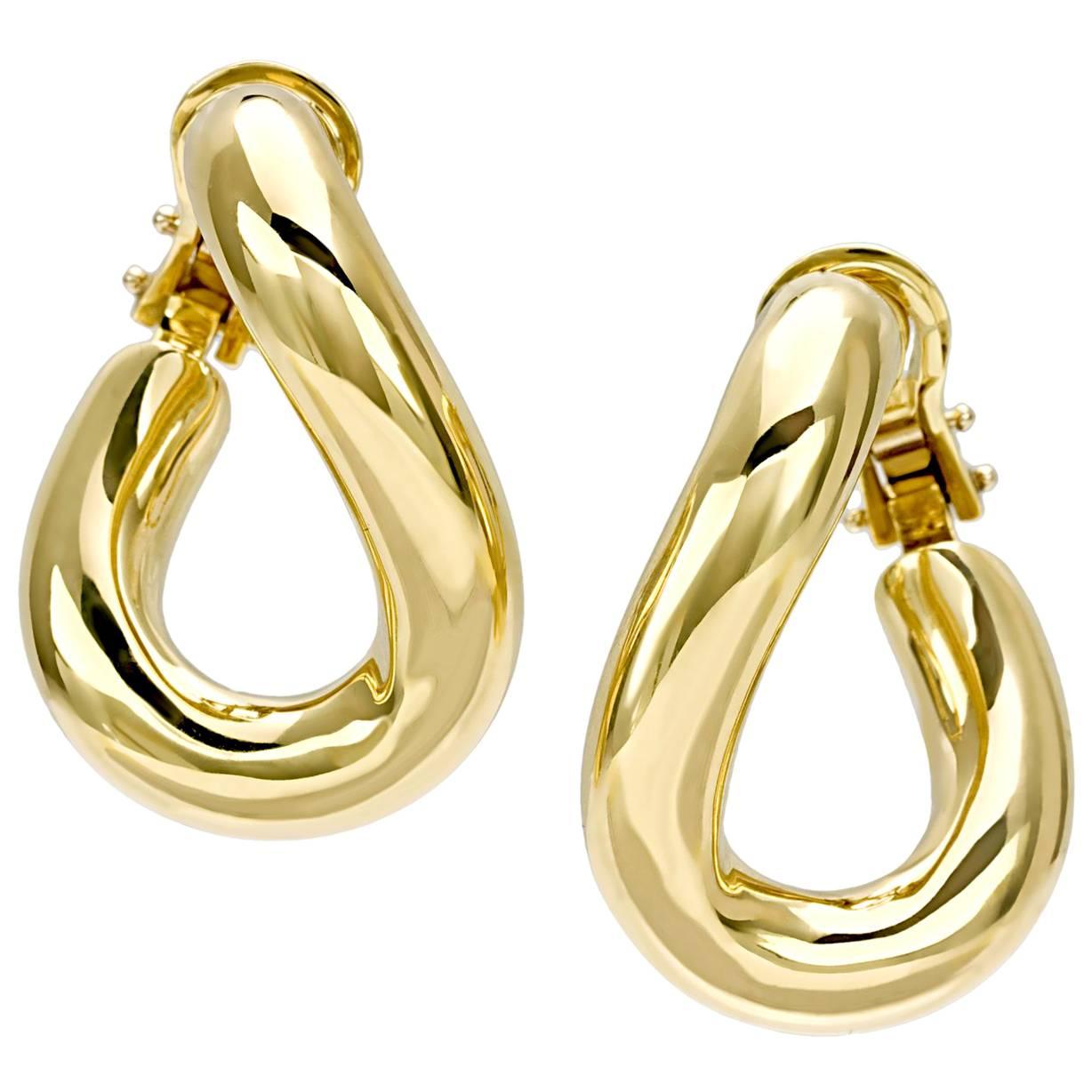 Paire de boucles d'oreilles classiques Groumette en or jaune 18 carats