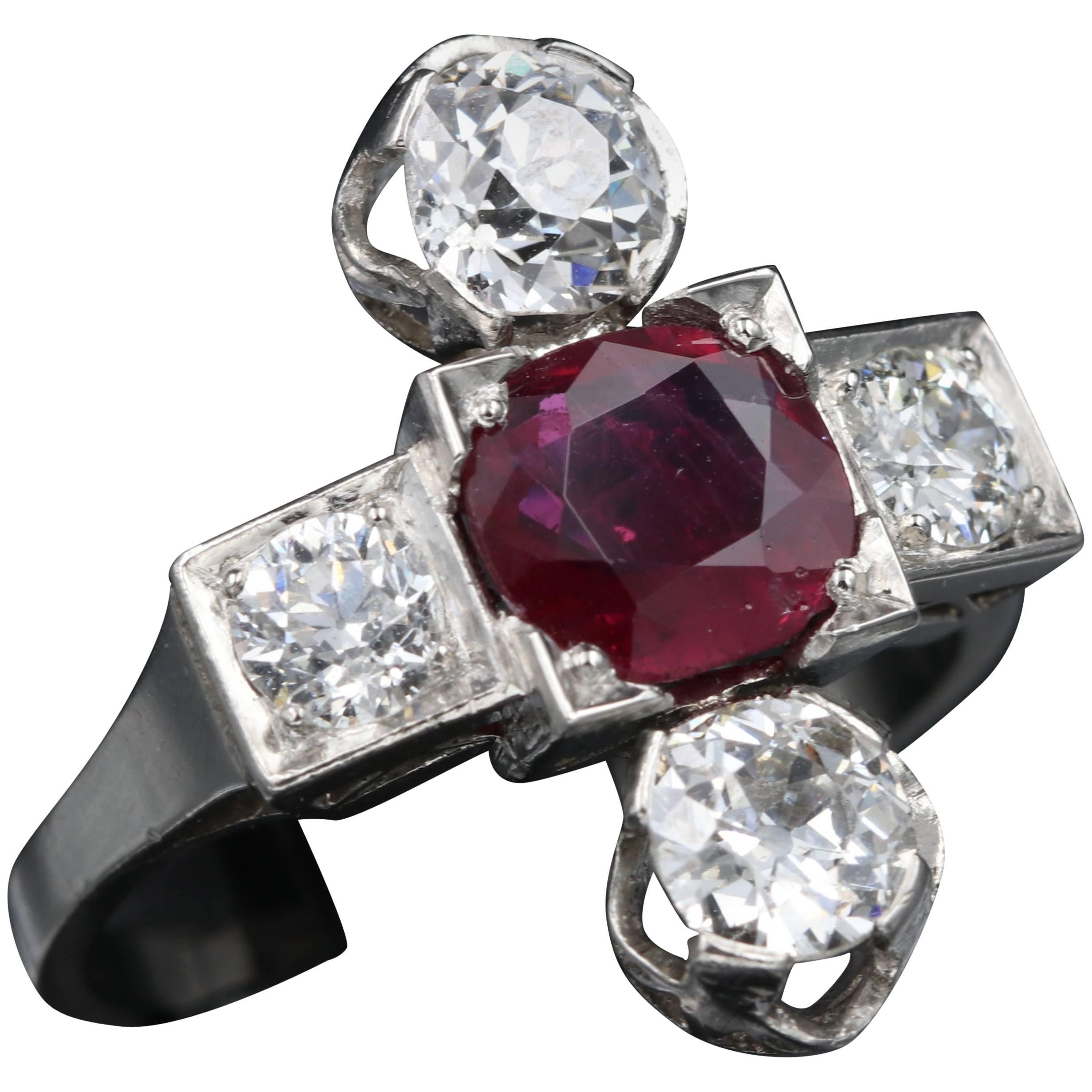 Platinum, Ruby and diamonds French Art Deco Ring