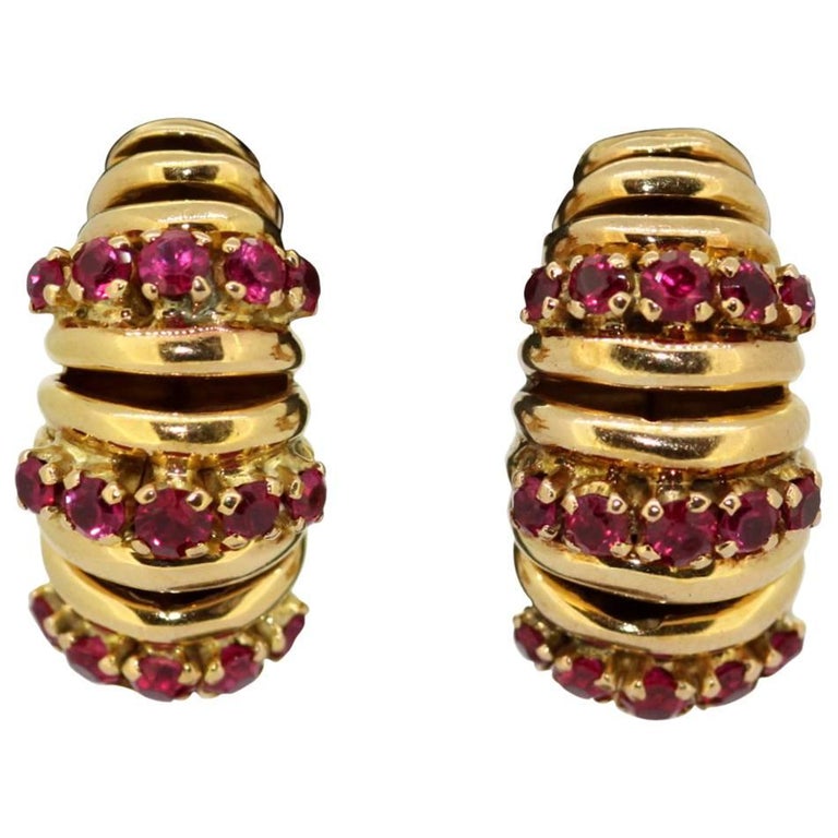 18 Karat Gold Ladies ClipOn Earrings with Rubies by Rossello S.A