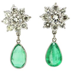 18 Karat White Gold Ladies Clip-On Earrings with Diamonds and Emerald
