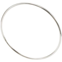 Slim Bangle from the Collection "Essence" 18 Karat White Gold