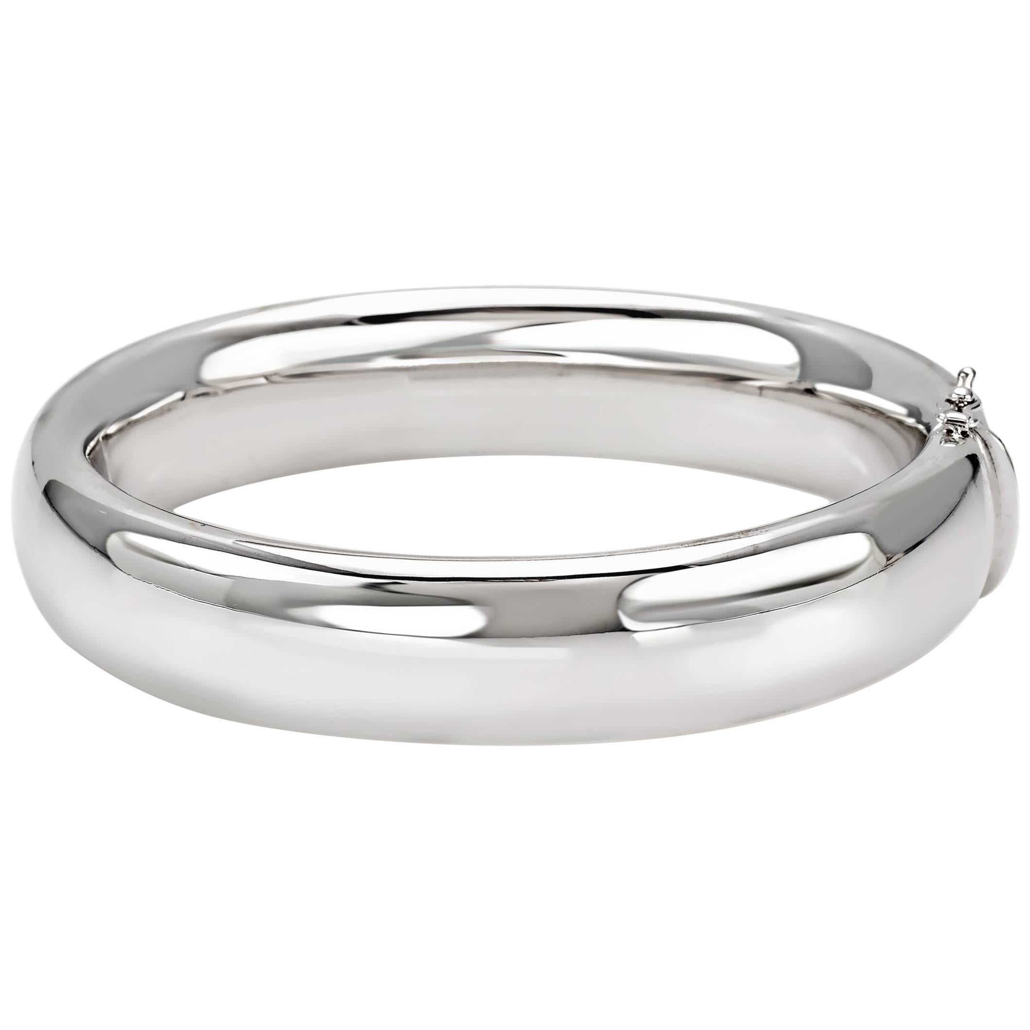 Bangle from the Collection "Essence" 18 Karat White Gold