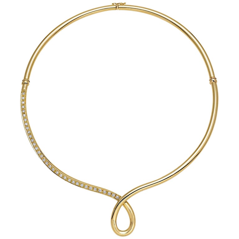 Sculpted Gold Essence Necklace main image 1