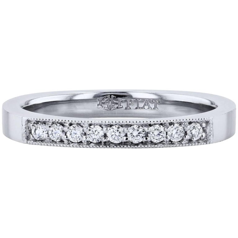 H&H 0.10 Carat Diamond Band Ring in Platinum For Sale (Free Shipping