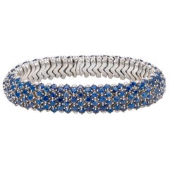 Flirt Collection 18 Karat White Gold Bracelet in Blu Sapphire