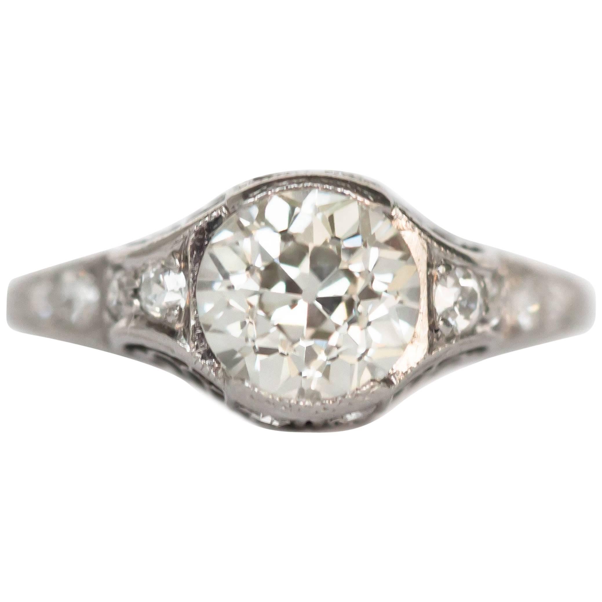 1.05 Carat Diamond Platinum Engagement Ring For Sale