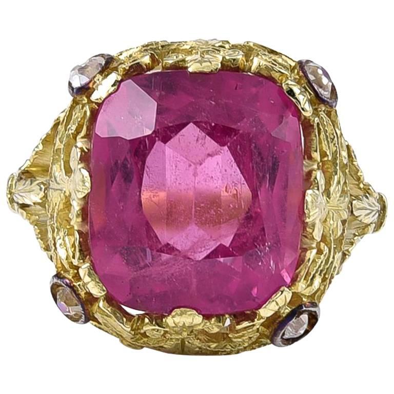 An exceptional Vivid Pink Tourmaline Ring For Sale