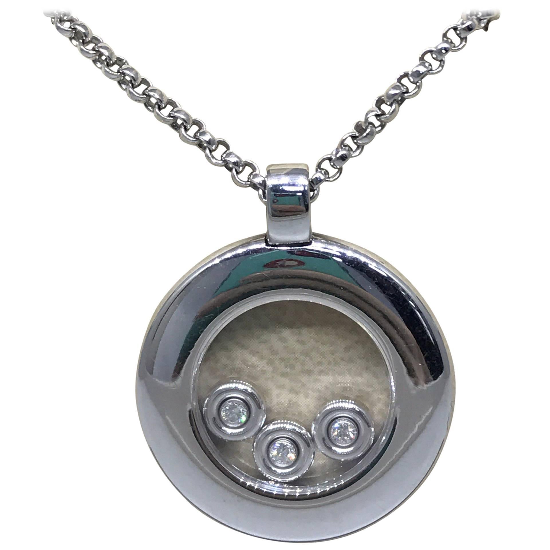 Chopard Happy Diamonds White Gold Round Circle Pendant / Necklace 79/7210 For Sale