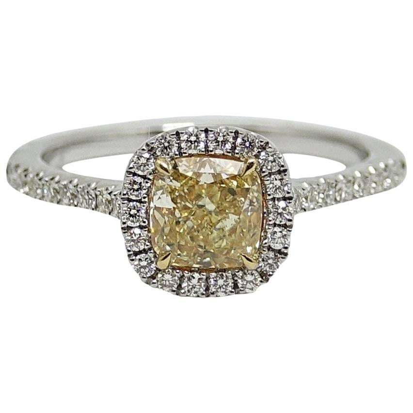 1.04 Carat Cushion Cut Yellow Diamond White Gold Ring For Sale