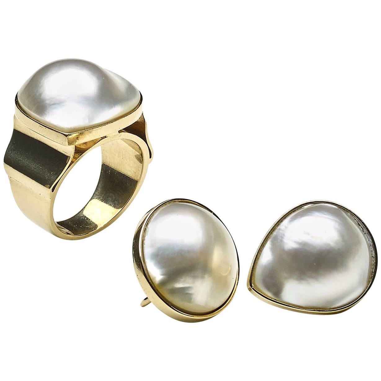 Mabe Pearl and Gold Earrings and Ring Suite