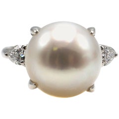 Exquisite South Sea Pearl Diamond Platinum Ring