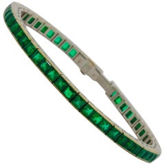 Colombian Emerald & Gold Straight Line Bracelet