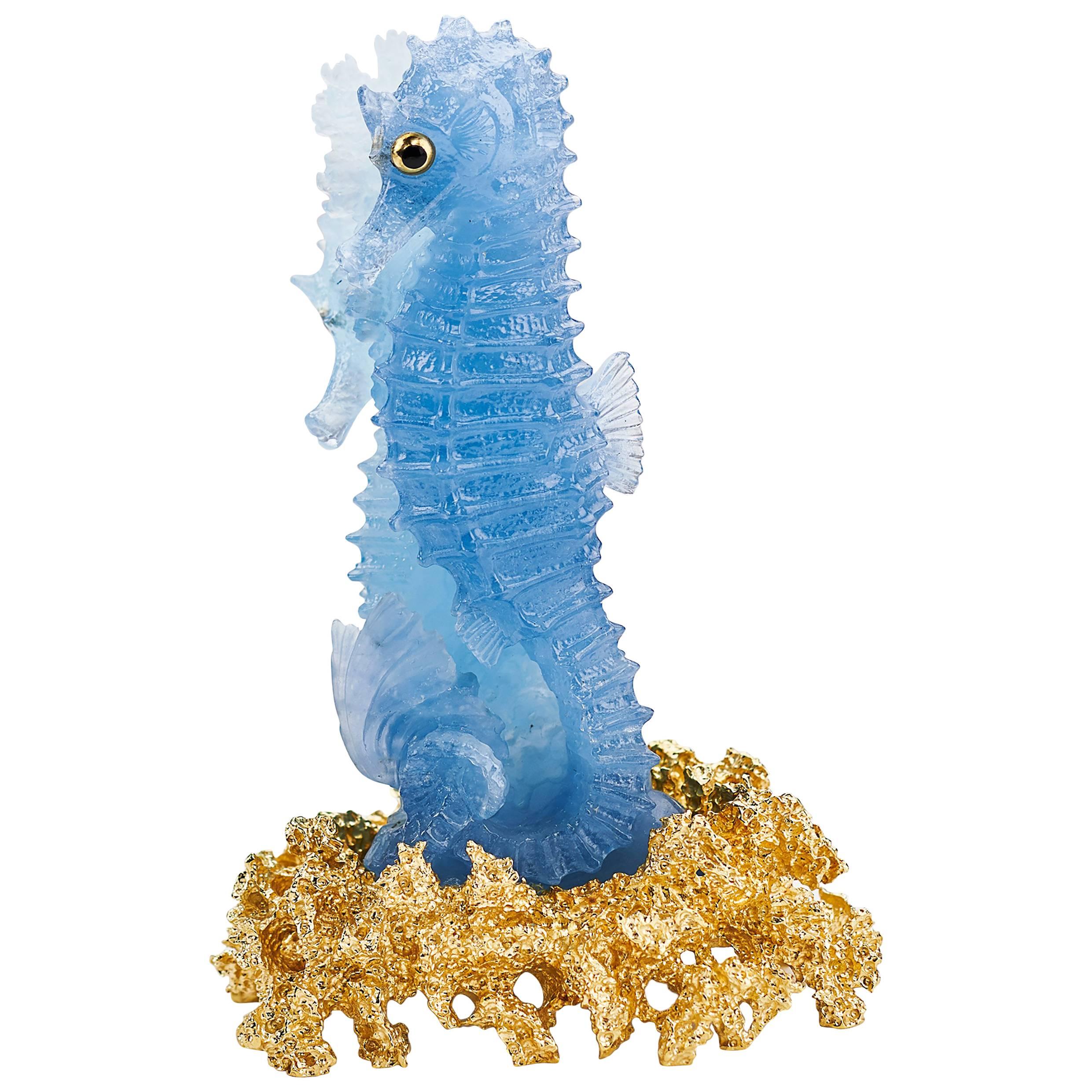 Aquamarine Seahorses with 18 Carat Gold Coral-Base, Carved by Michael Peuster For Sale