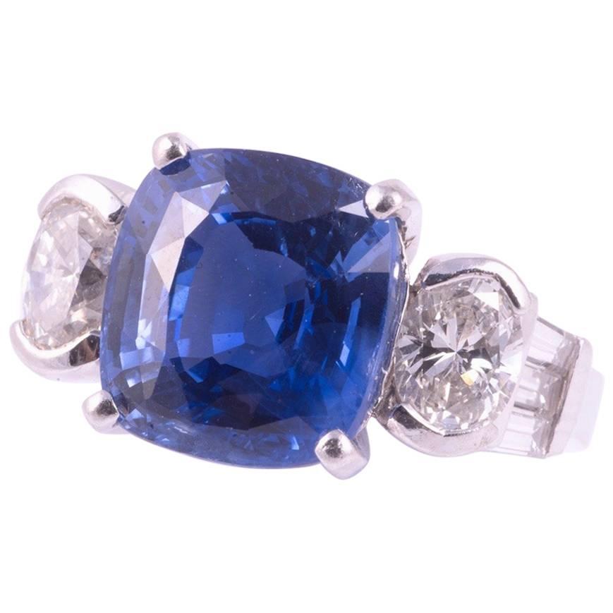 Gorgeous Blue Sapphire and Diamond Ring