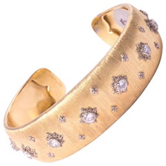 Elegant Buccellati Gold and Diamond Bangle Bracelet