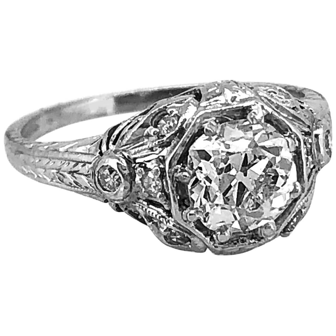 .85 Carat Diamond Antique Engagement Ring Platinum For Sale