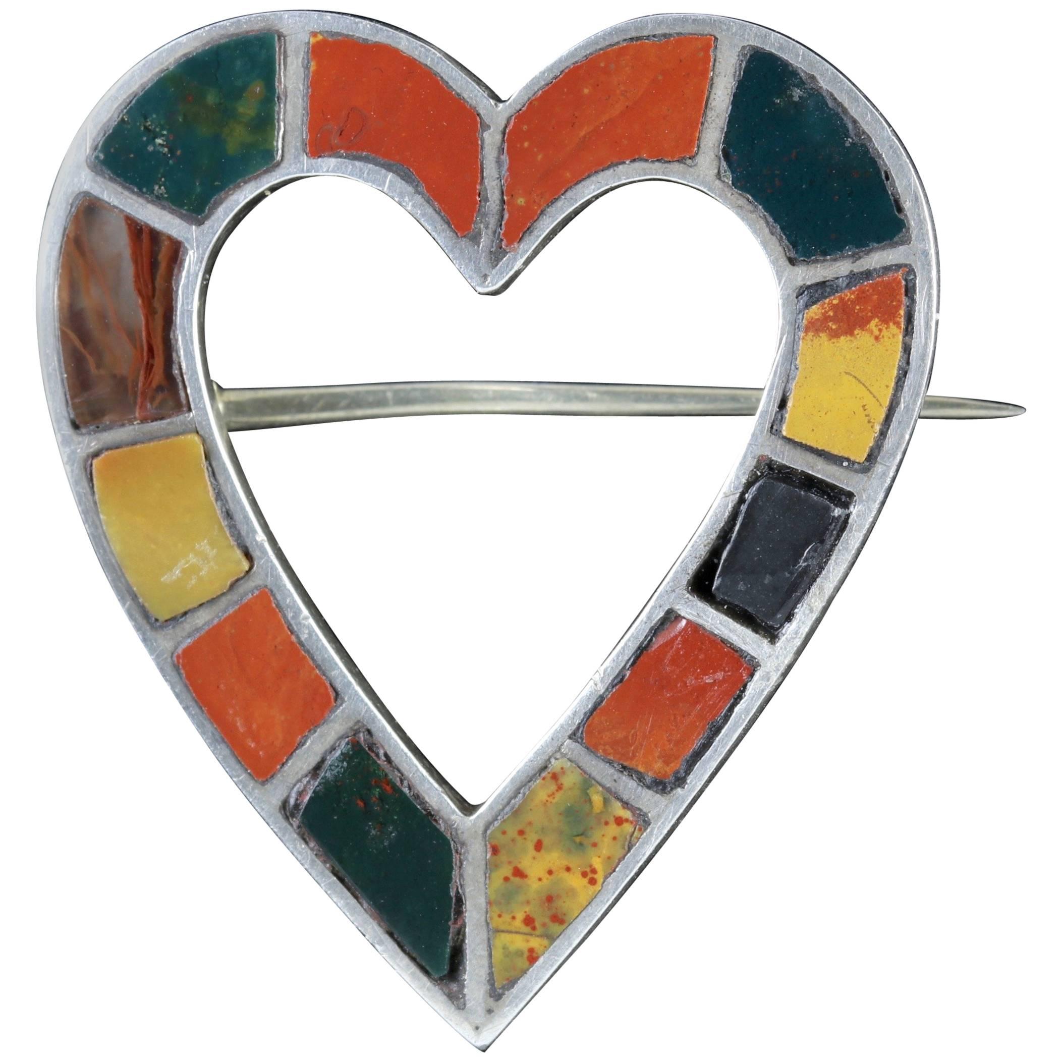 Antique Victorian Scottish Agate Heart Brooch For Sale