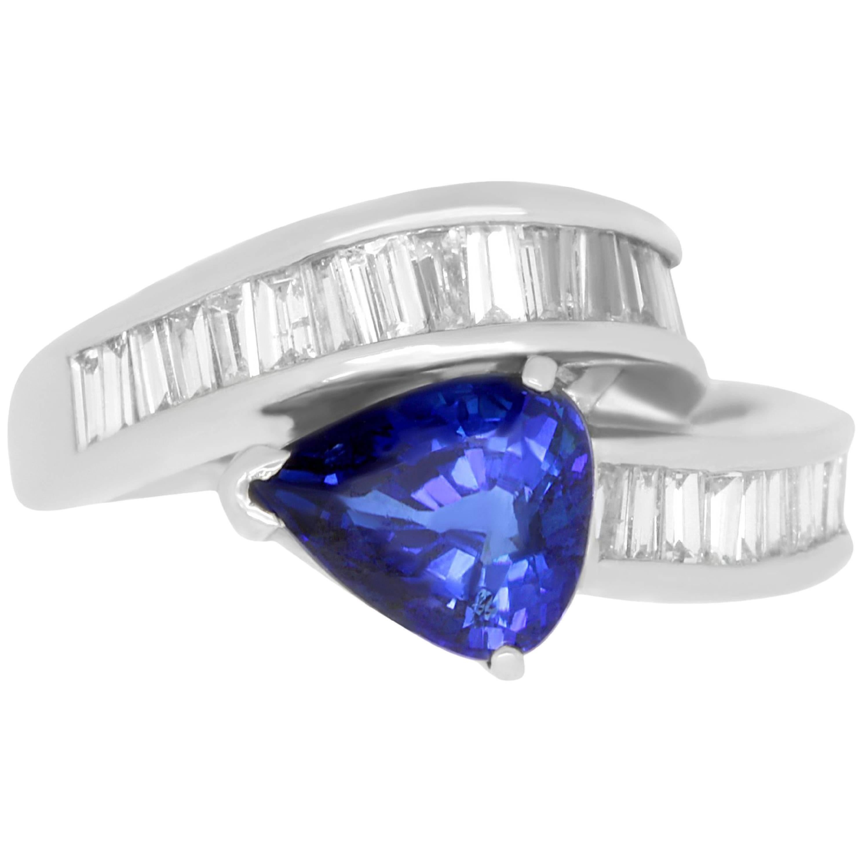 2.08 Carat Blue Sapphire and 0.82 Carat White Diamond Platinum Ring