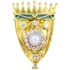 Elizabeth Gage, 18 Karat Gold Brooch with Diamonds and Freshwater Pearl, 1991