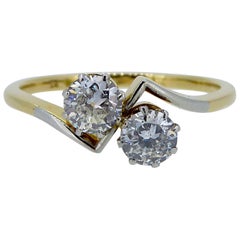 Antique Art Deco Diamond Ring, 0.60 Carat Early Brilliant Cut Two-Stone Twist, 18 Carat