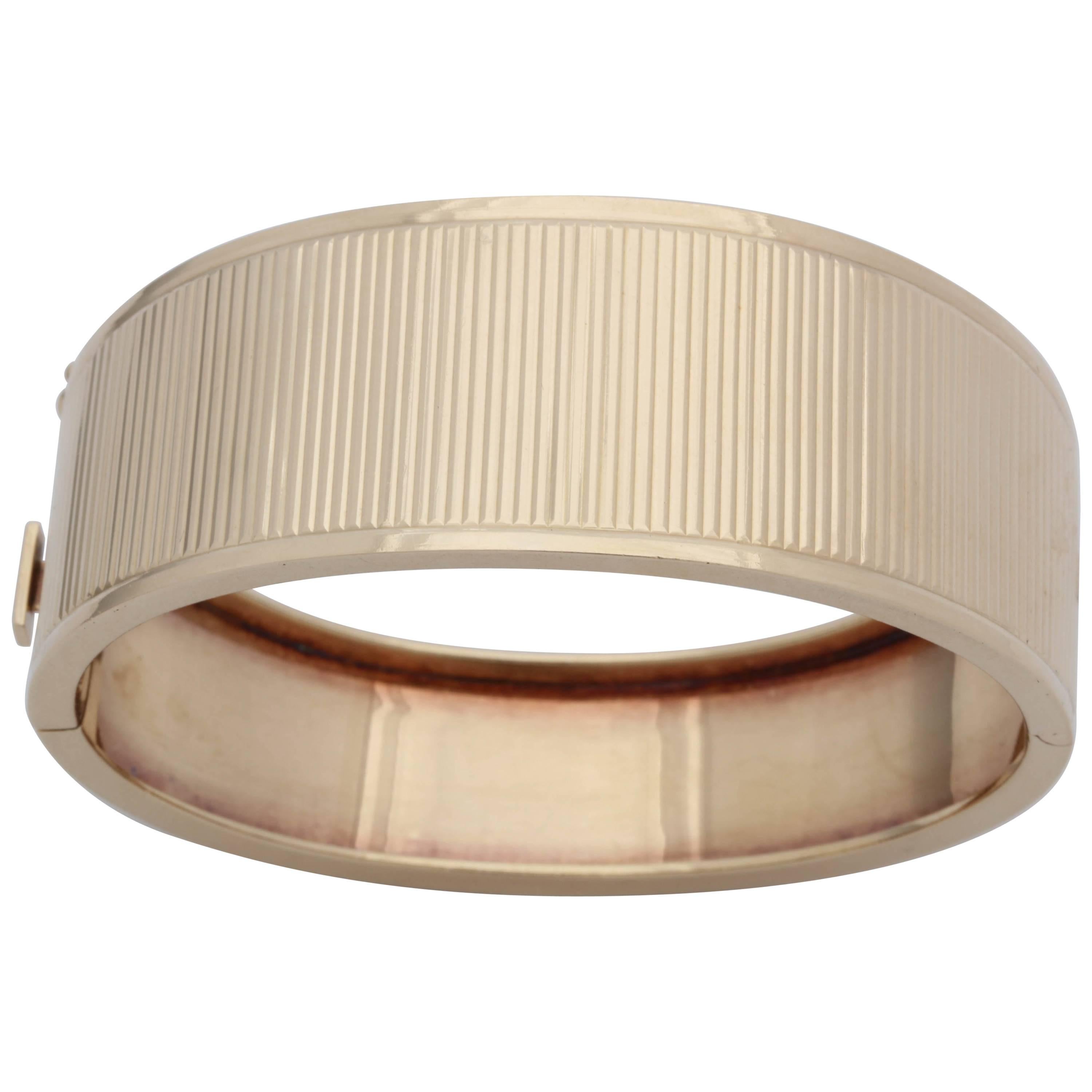 1940s Cool, Chic and Hip High Polish Ridged Gold Tapered Bangle Bracelet