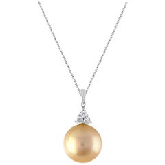 South Sea Yellow Gold Pearl and 0.33 Carat Diamond Gold Pendant Chain Necklace