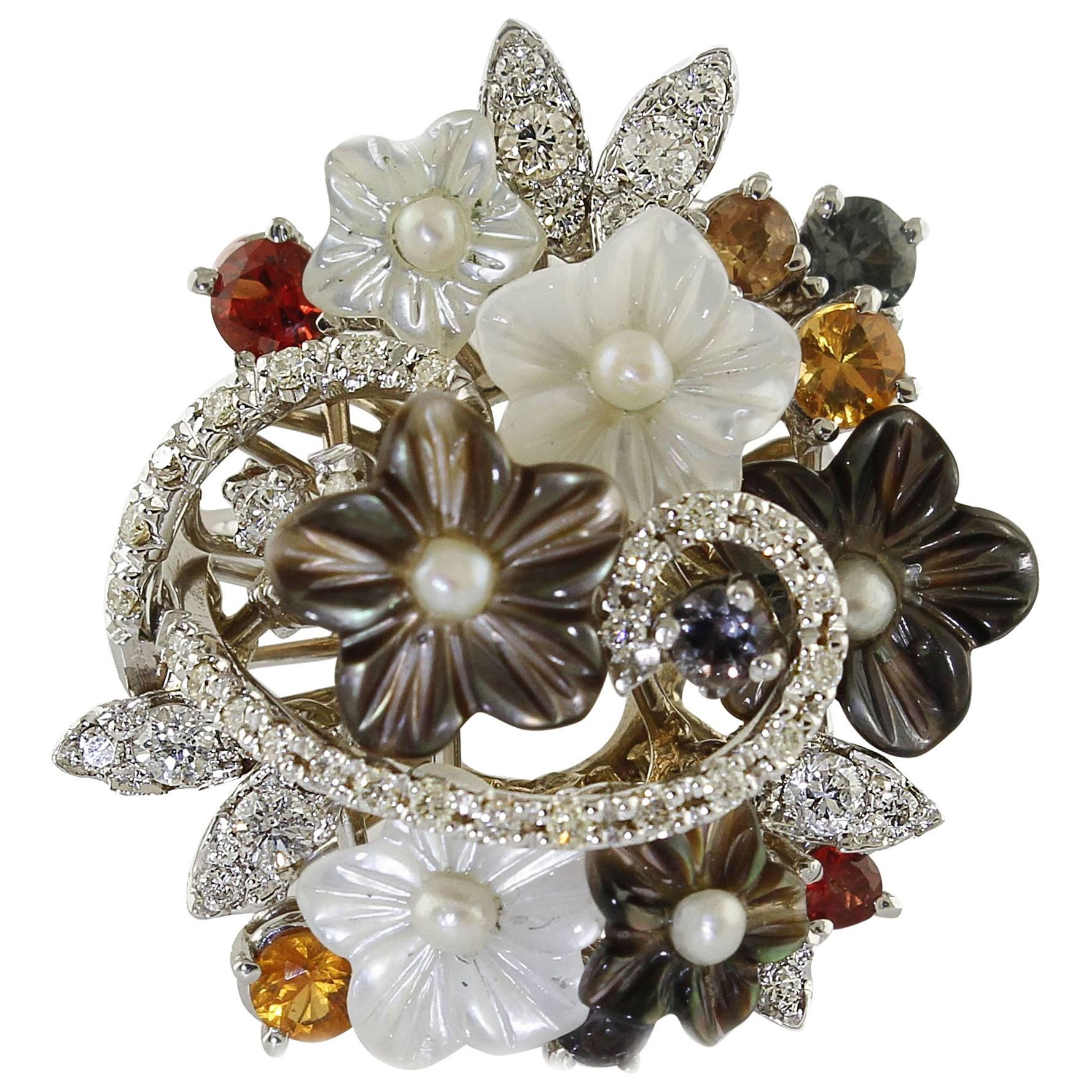 Bague à la mode diamants saphirs multicolores perles pierres blanches fleurs en vente
