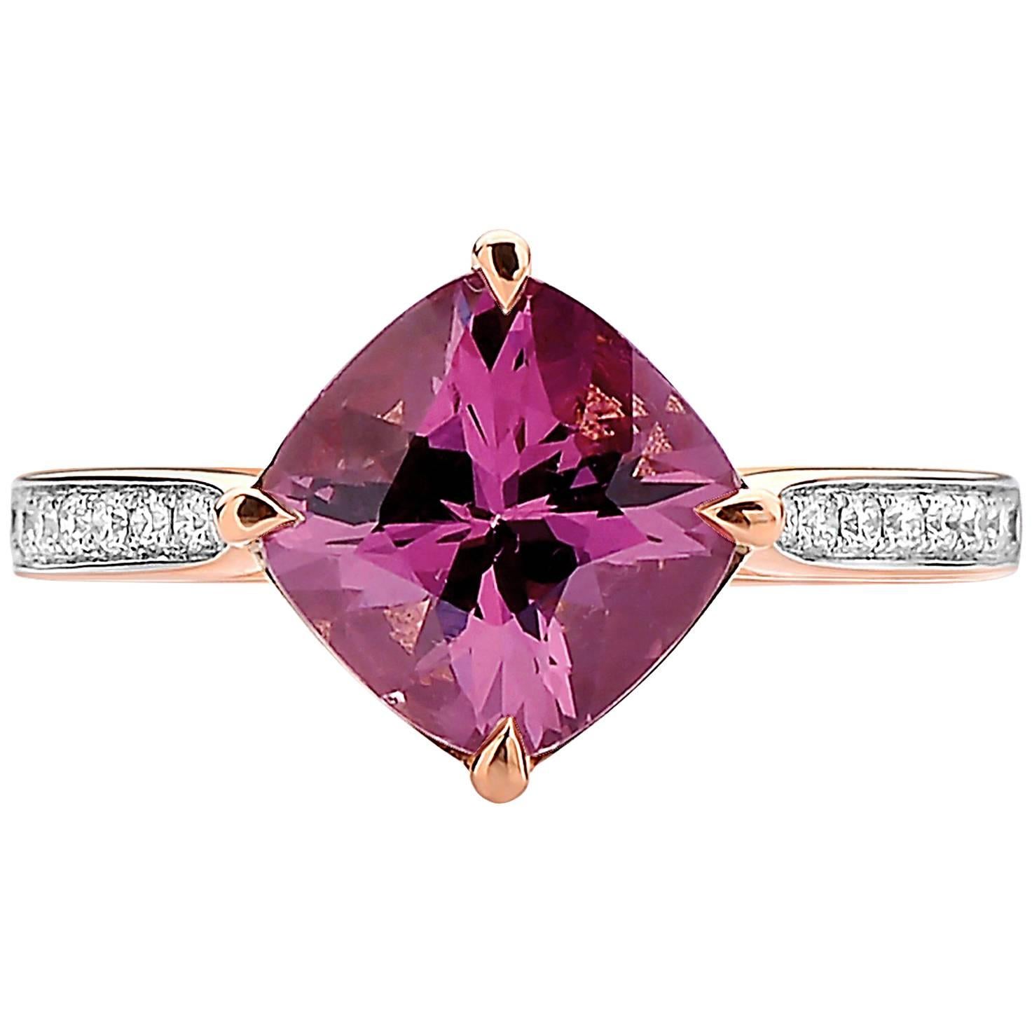 18 Karat Rose Gold Rhodolite Pink Garnet 3.20 Carat and Diamond Ring