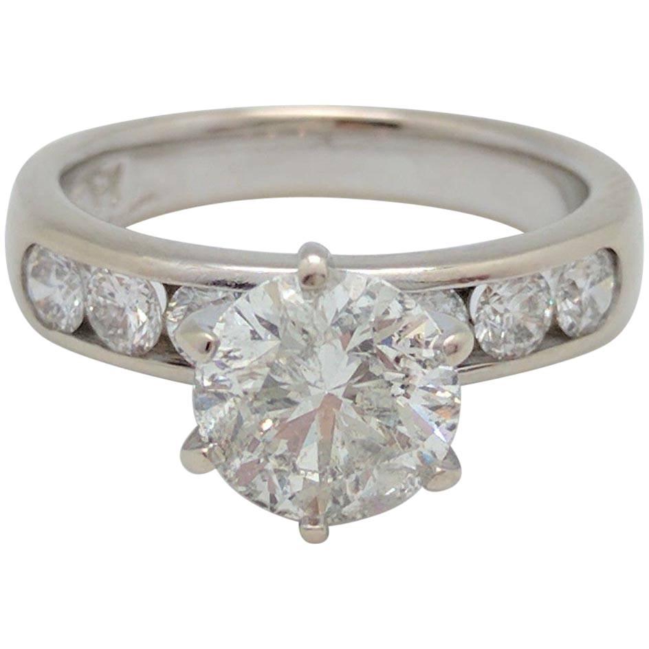 14 Karat White Gold 1.76 Carat Round Natural Diamond Engagement Ring I1/I