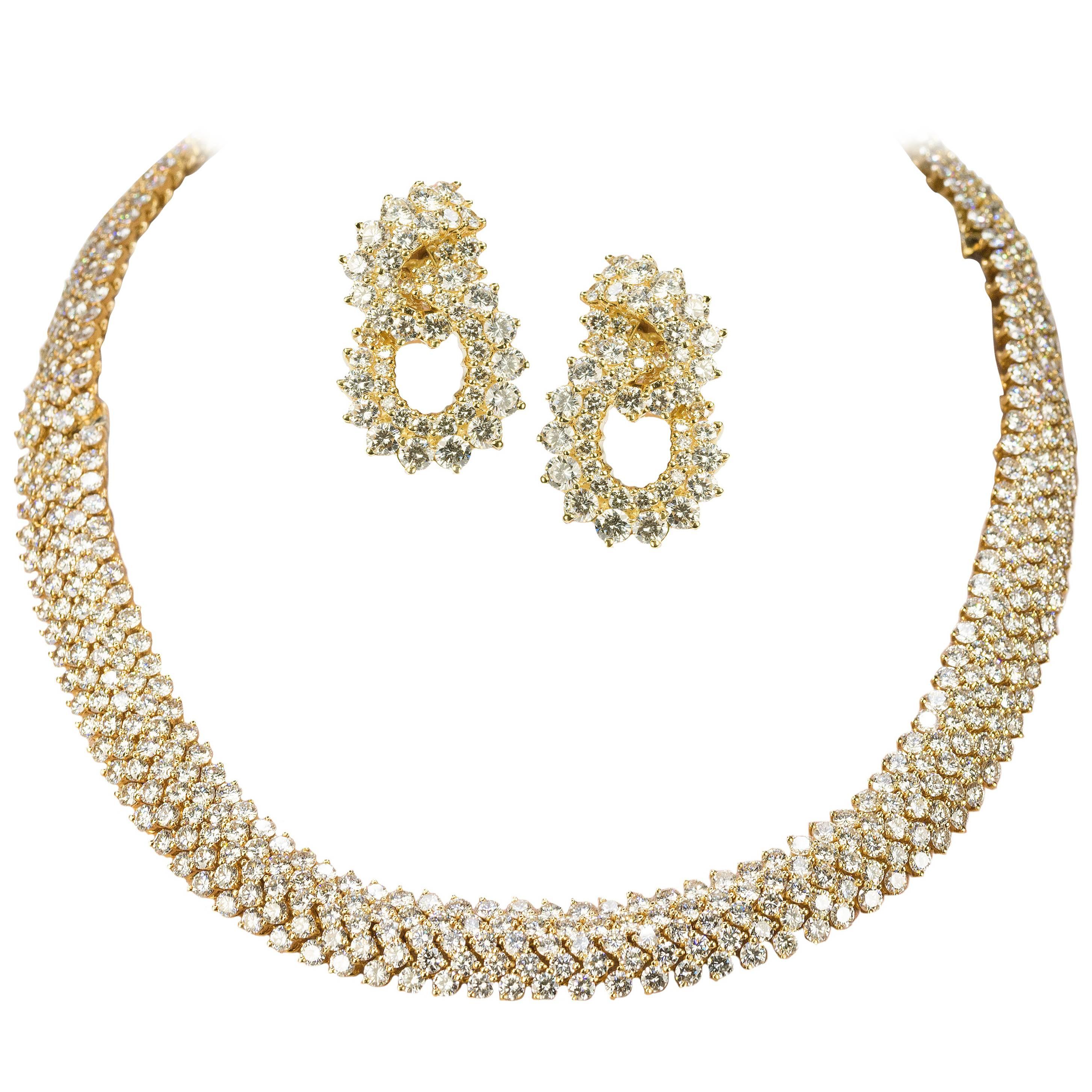 Kwiat Diamond Gold Necklace and Earring Suite