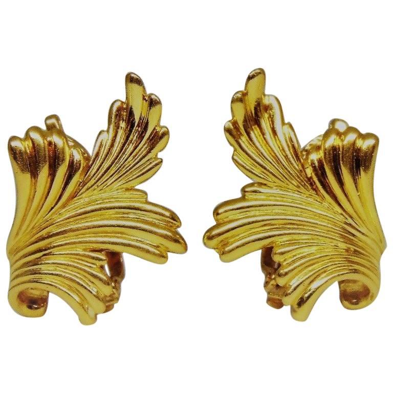 18 Karat Gold Tiffany & Co. Clip-On Earrings For Sale