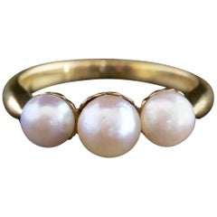 Antique French Victorian Pearl Ring 18 Carat Gold, circa 1900