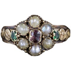 Antique Georgian Ring 15 Carat Gold Garnet Emerald Pearl, circa 1800