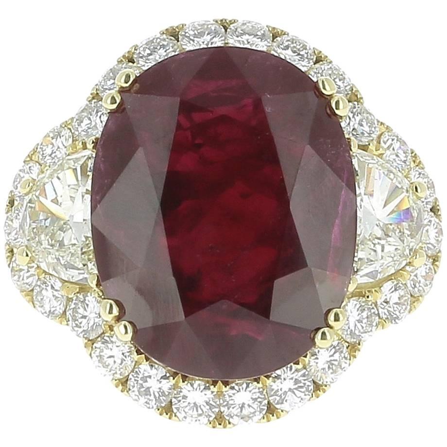 12.52 Carat Oval Natural Ruby Cocktail Ring Half-Moon Diamonds 18K Yellow Gold 