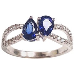 Ladies 14 Karat White Gold Sapphire and Diamonds Ring