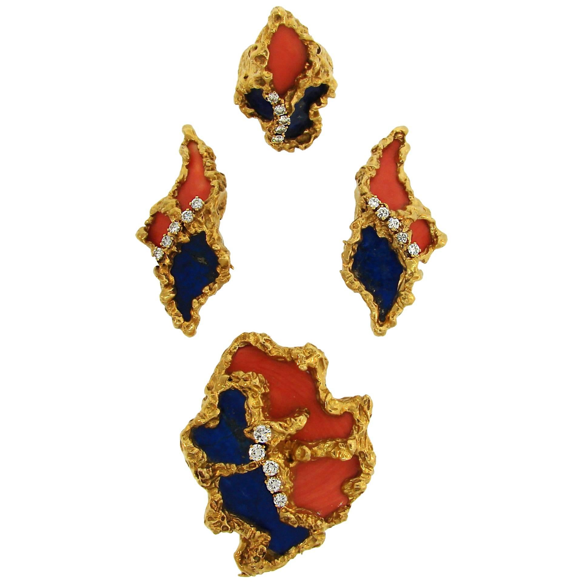 Chaumet, Paris Lapis Coral Diamond Yellow Gold Brooch Ring Earrings Set
