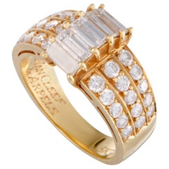 Van Cleef & Arpels Round and Baguette Diamond Yellow Gold Band Ring