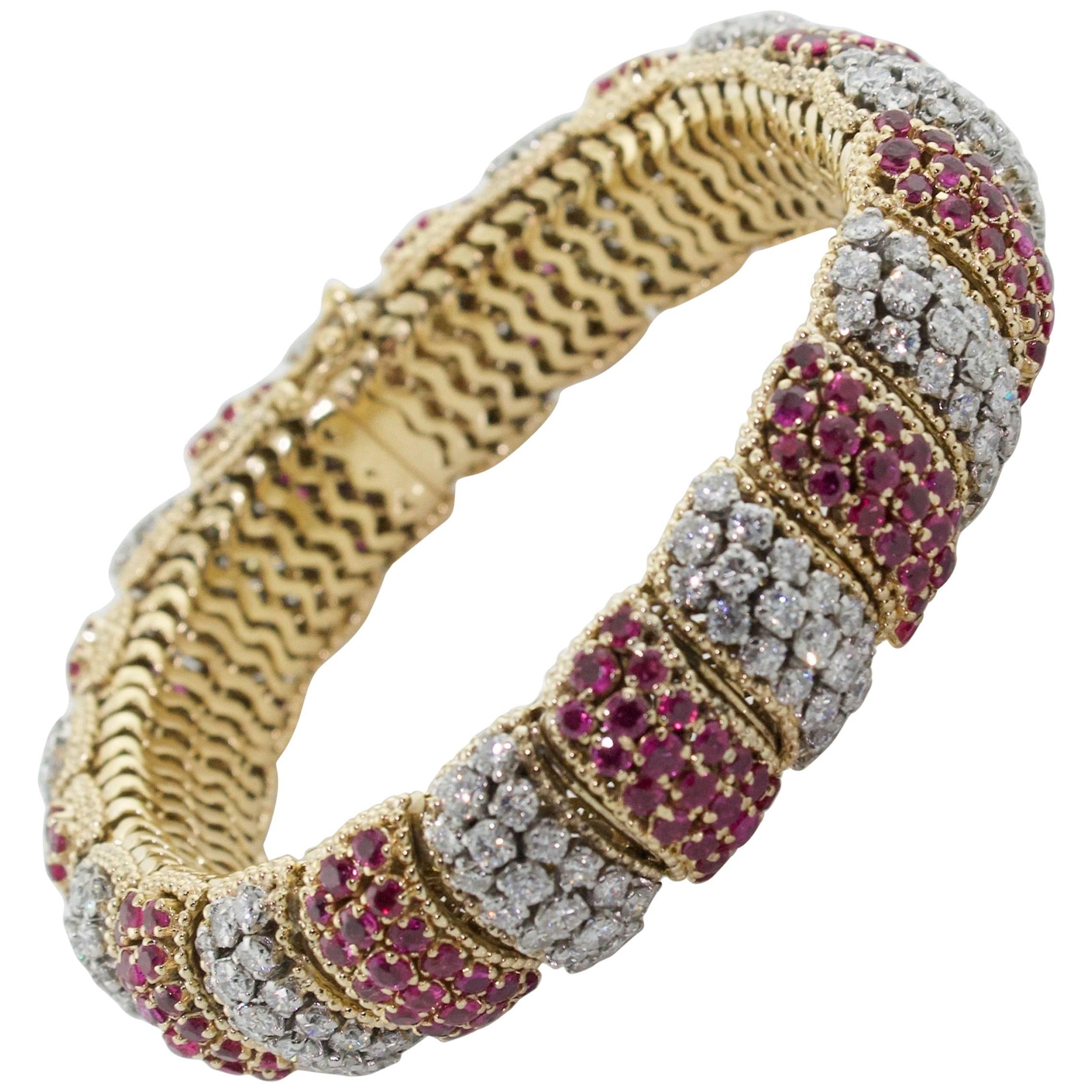 Tiffany & Company Bracelet en or jaune 18 carats avec diamants et rubis, c. 1950