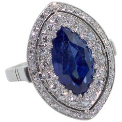 Antique Important Sapphire and Diamond Ring in Platinum, circa 1960s