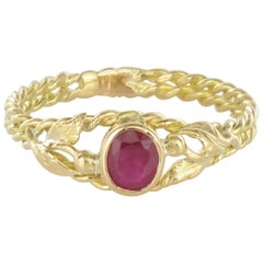 1900s Art Nouveau 18 Karat Yellow Gold Leaf Chiseled Ruby Ring