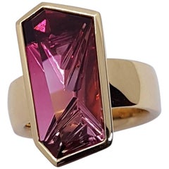 Ring Rose Gold Pink Tourmaline Atelier Munsteiner
