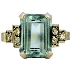 Vintage Platinum Ladies Ring with Aquamarine and Diamonds