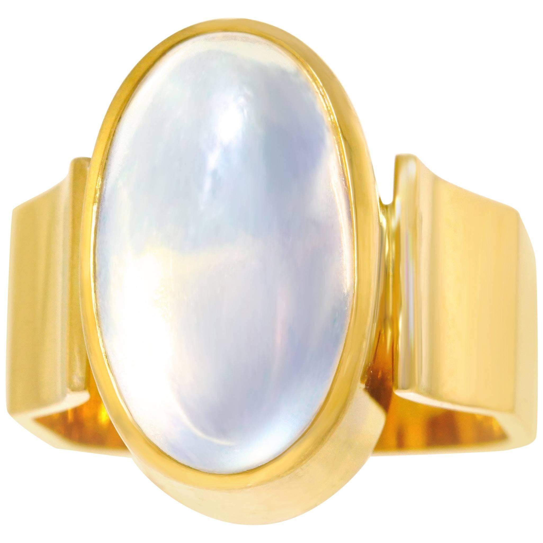 Modernist 4.0 Carat Moonstone Set Gold Ring