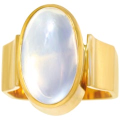 Modernist 4.0 Carat Moonstone Set Gold Ring