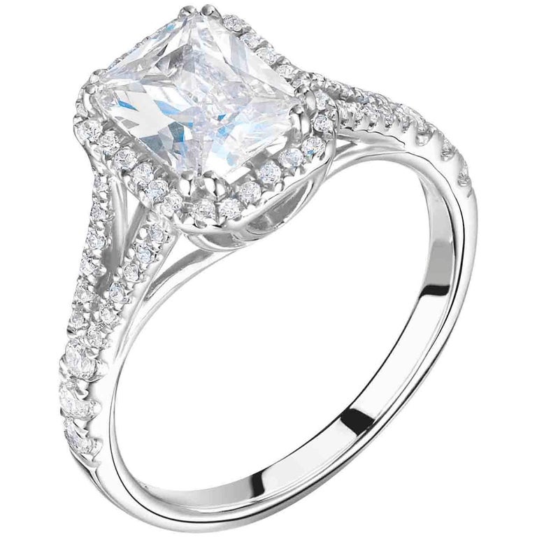 Diamond Halo Platinum Ring For Sale at 1stDibs