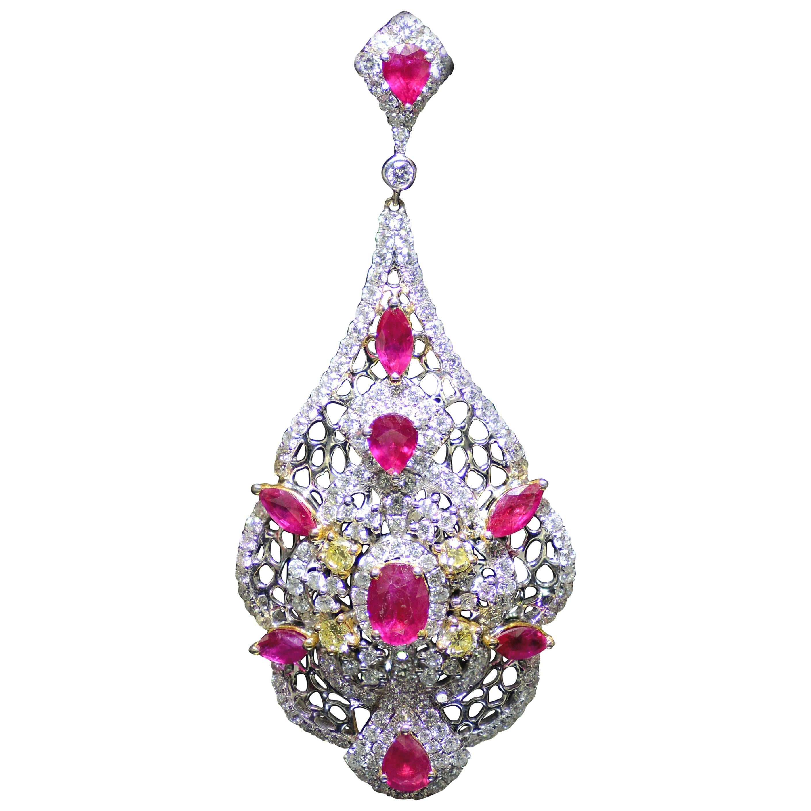 Art Deco Ruby and Yellow Diamond Chandelier Earrings, 7.26 Carat Ruby For Sale